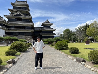 松本城とKさん