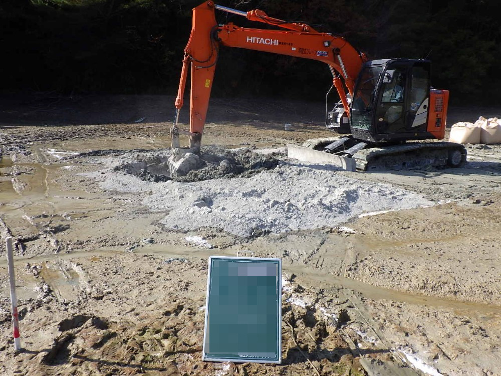 2019年 某池内仮設道路設置工事画像1