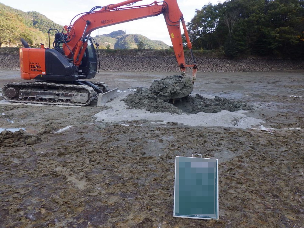 2019年 某池内仮設道路設置工事画像2