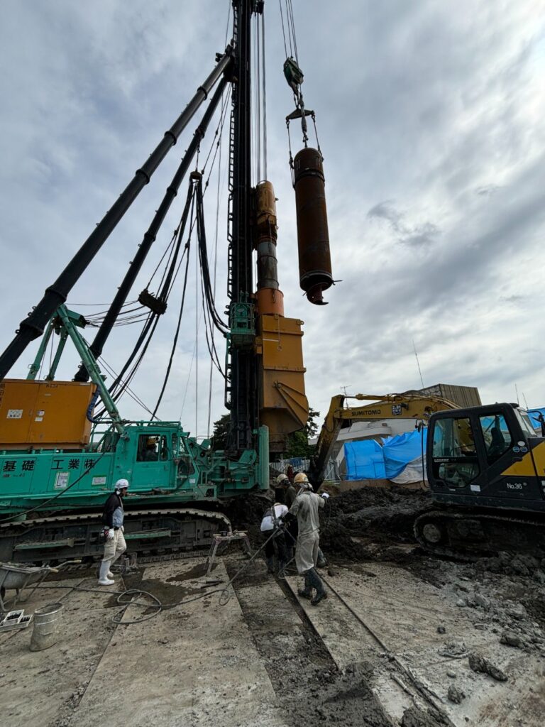 マンション新築工事 PC杭工事画像1